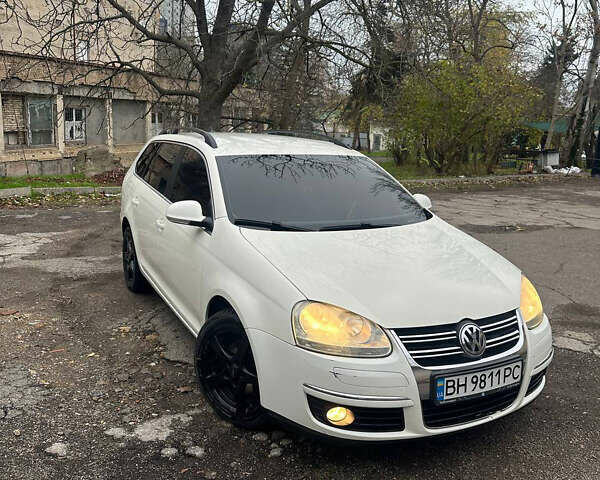 Білий Фольксваген Гольф, об'ємом двигуна 1.97 л та пробігом 220 тис. км за 6500 $, фото 5 на Automoto.ua