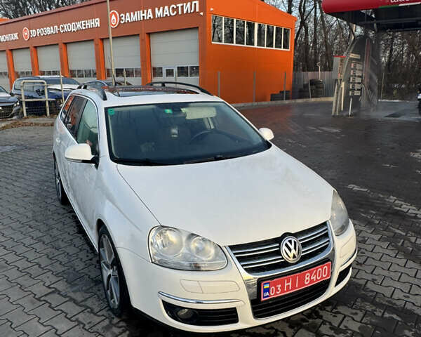 Белый Фольксваген Гольф, объемом двигателя 1.4 л и пробегом 202 тыс. км за 5900 $, фото 9 на Automoto.ua