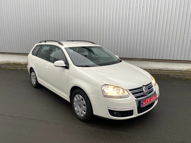 Белый Фольксваген Гольф, объемом двигателя 1.4 л и пробегом 245 тыс. км за 5999 $, фото 14 на Automoto.ua