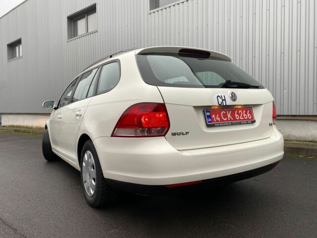 Белый Фольксваген Гольф, объемом двигателя 1.4 л и пробегом 245 тыс. км за 5999 $, фото 19 на Automoto.ua