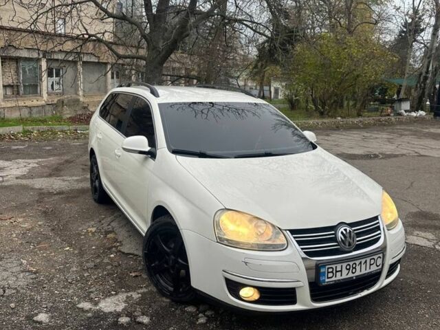 Білий Фольксваген Гольф, об'ємом двигуна 2 л та пробігом 220 тис. км за 6500 $, фото 5 на Automoto.ua