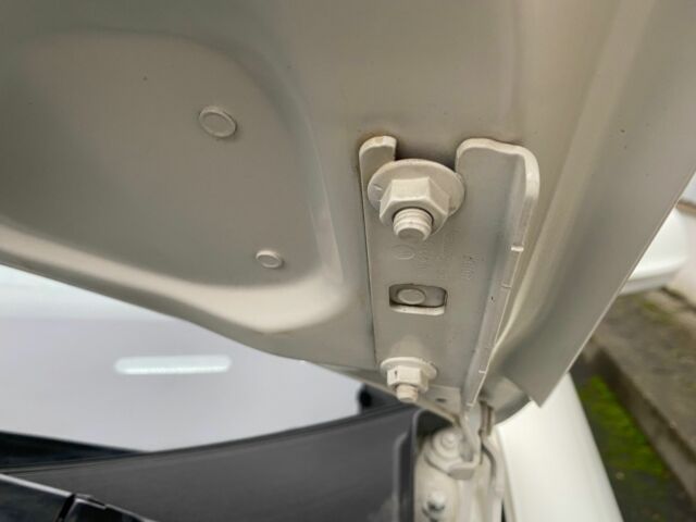 Белый Фольксваген Гольф, объемом двигателя 1.4 л и пробегом 245 тыс. км за 5999 $, фото 13 на Automoto.ua