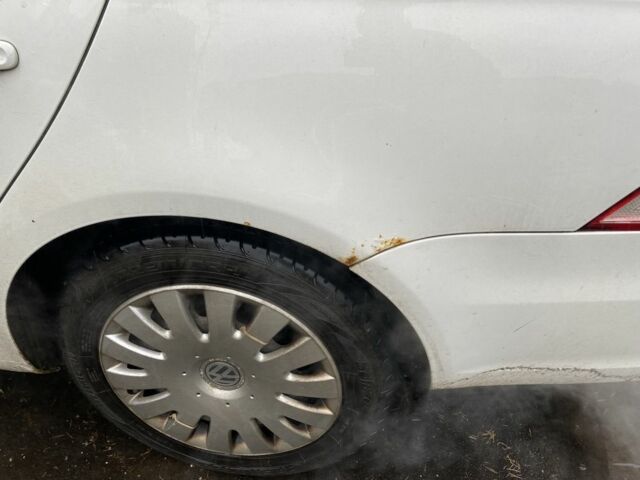 Белый Фольксваген Гольф, объемом двигателя 1.6 л и пробегом 3 тыс. км за 5000 $, фото 3 на Automoto.ua