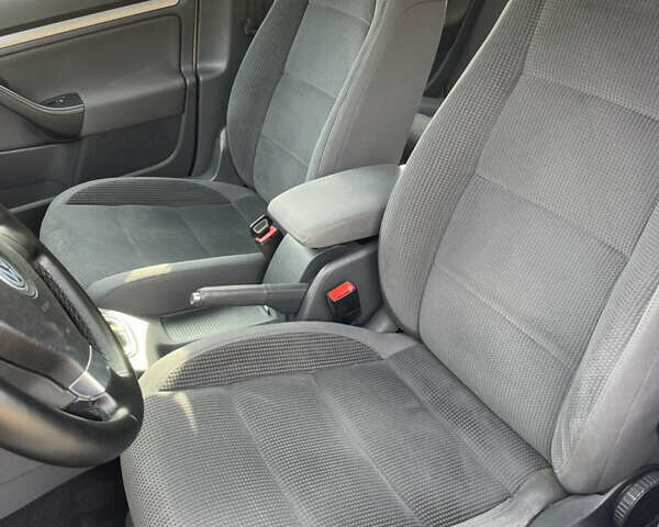 Белый Фольксваген Гольф, объемом двигателя 1.4 л и пробегом 199 тыс. км за 6500 $, фото 54 на Automoto.ua