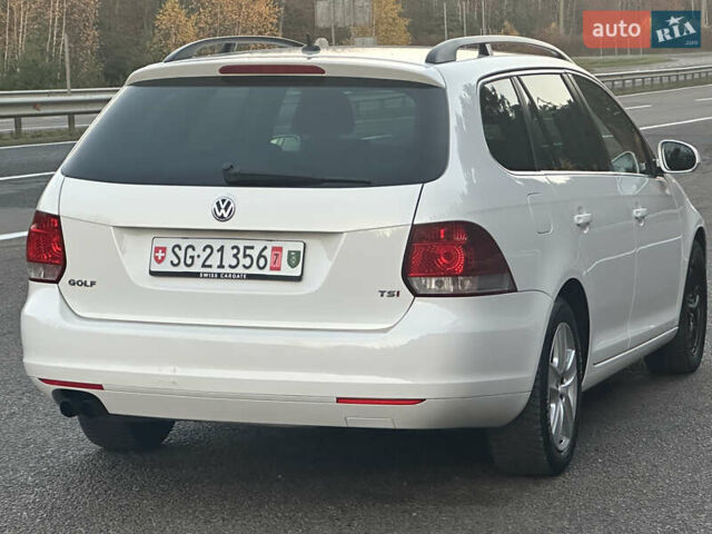 Белый Фольксваген Гольф, объемом двигателя 1.4 л и пробегом 213 тыс. км за 7799 $, фото 7 на Automoto.ua