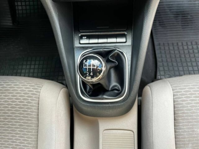 Білий Фольксваген Гольф, об'ємом двигуна 1.6 л та пробігом 225 тис. км за 6999 $, фото 11 на Automoto.ua