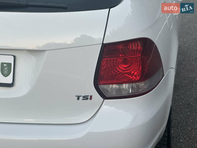 Белый Фольксваген Гольф, объемом двигателя 1.4 л и пробегом 213 тыс. км за 7799 $, фото 27 на Automoto.ua
