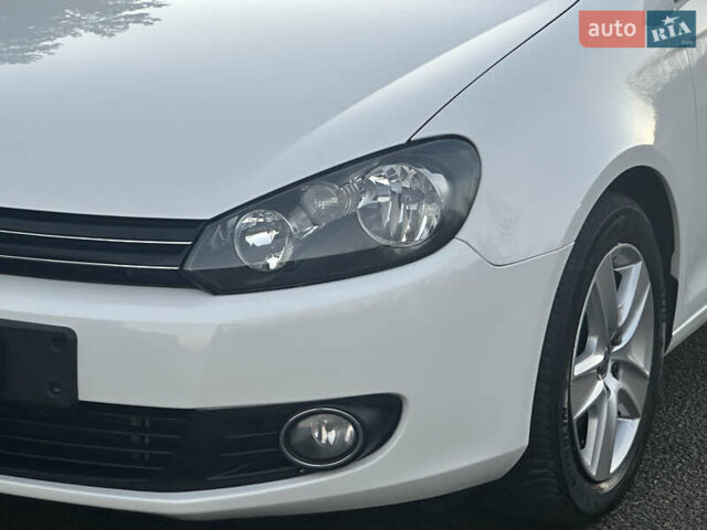 Белый Фольксваген Гольф, объемом двигателя 1.4 л и пробегом 213 тыс. км за 7799 $, фото 14 на Automoto.ua