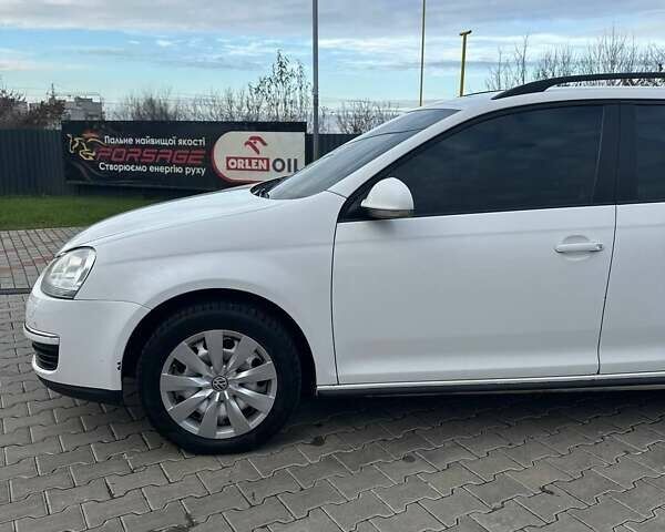 Белый Фольксваген Гольф, объемом двигателя 1.9 л и пробегом 143 тыс. км за 6050 $, фото 8 на Automoto.ua