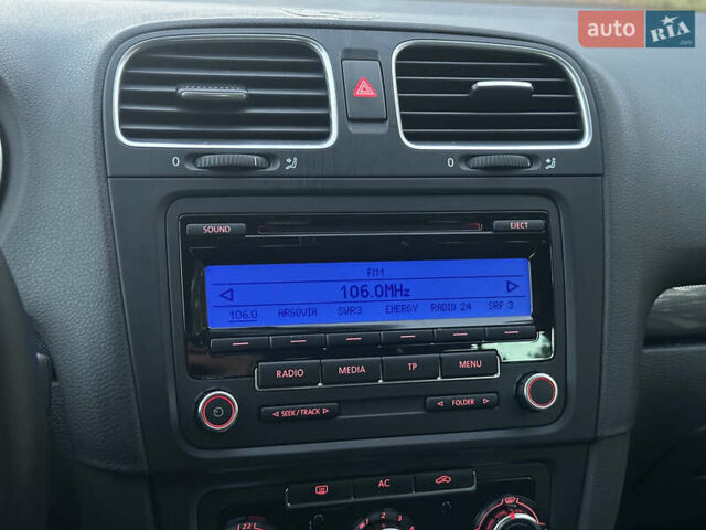 Белый Фольксваген Гольф, объемом двигателя 1.4 л и пробегом 213 тыс. км за 7799 $, фото 48 на Automoto.ua