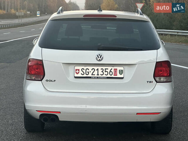 Белый Фольксваген Гольф, объемом двигателя 1.4 л и пробегом 213 тыс. км за 7799 $, фото 6 на Automoto.ua