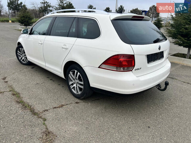 Белый Фольксваген Гольф, объемом двигателя 1.97 л и пробегом 352 тыс. км за 7590 $, фото 5 на Automoto.ua