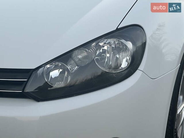 Белый Фольксваген Гольф, объемом двигателя 1.4 л и пробегом 213 тыс. км за 7799 $, фото 15 на Automoto.ua
