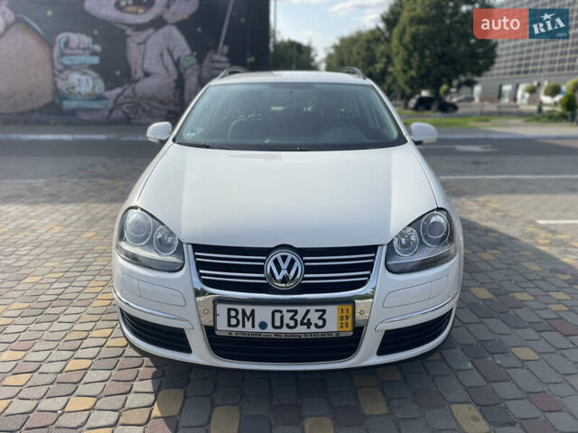 Белый Фольксваген Гольф, объемом двигателя 1.4 л и пробегом 199 тыс. км за 6500 $, фото 1 на Automoto.ua
