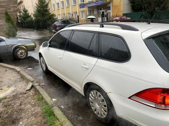 Белый Фольксваген Гольф, объемом двигателя 1.6 л и пробегом 3 тыс. км за 5000 $, фото 2 на Automoto.ua