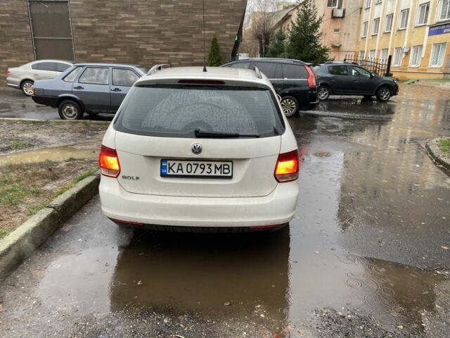 Белый Фольксваген Гольф, объемом двигателя 1.6 л и пробегом 3 тыс. км за 5000 $, фото 4 на Automoto.ua