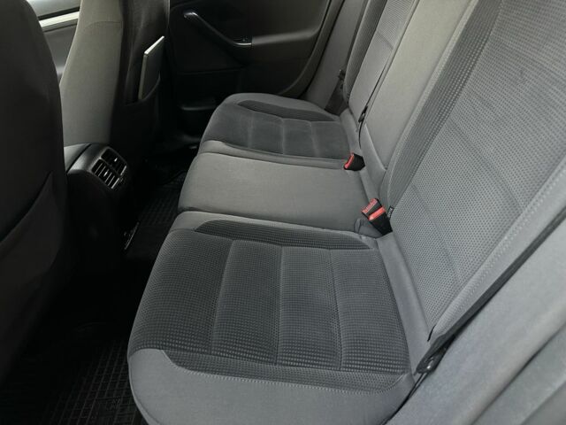 Білий Фольксваген Гольф, об'ємом двигуна 1.9 л та пробігом 315 тис. км за 6400 $, фото 9 на Automoto.ua