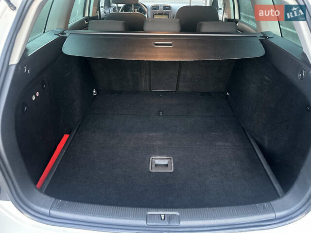 Белый Фольксваген Гольф, объемом двигателя 1.4 л и пробегом 213 тыс. км за 7799 $, фото 37 на Automoto.ua