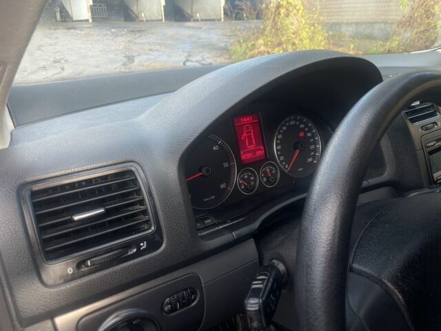 Білий Фольксваген Гольф, об'ємом двигуна 1.9 л та пробігом 207 тис. км за 6900 $, фото 8 на Automoto.ua