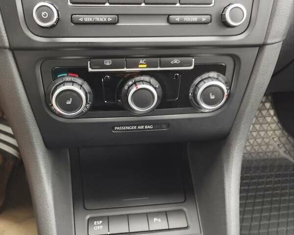 Білий Фольксваген Гольф, об'ємом двигуна 1.6 л та пробігом 174 тис. км за 7699 $, фото 18 на Automoto.ua