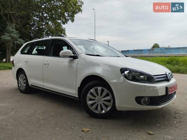 Білий Фольксваген Гольф, об'ємом двигуна 1.6 л та пробігом 174 тис. км за 7699 $, фото 1 на Automoto.ua