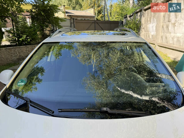 Белый Фольксваген Гольф, объемом двигателя 1.39 л и пробегом 276 тыс. км за 5200 $, фото 25 на Automoto.ua