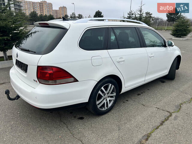 Белый Фольксваген Гольф, объемом двигателя 1.97 л и пробегом 352 тыс. км за 7590 $, фото 22 на Automoto.ua