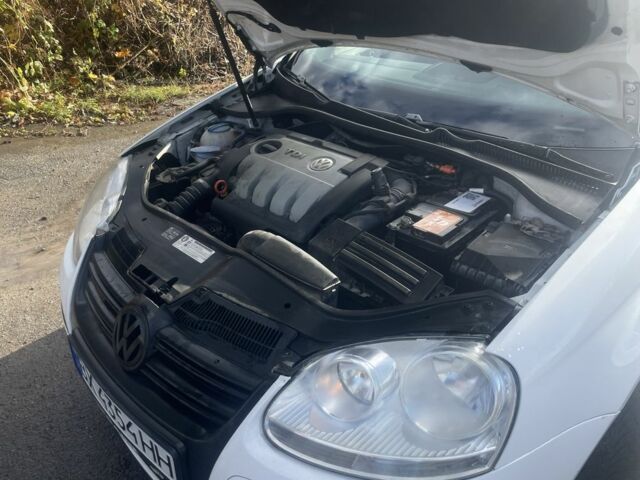 Білий Фольксваген Гольф, об'ємом двигуна 1.9 л та пробігом 207 тис. км за 6900 $, фото 13 на Automoto.ua