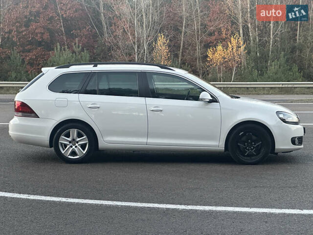 Белый Фольксваген Гольф, объемом двигателя 1.4 л и пробегом 213 тыс. км за 7799 $, фото 9 на Automoto.ua