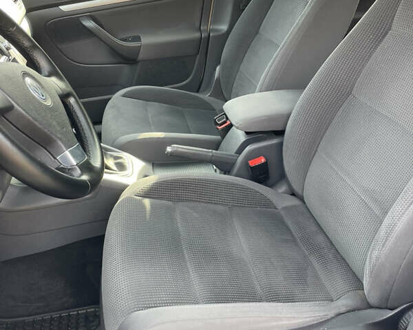 Белый Фольксваген Гольф, объемом двигателя 1.4 л и пробегом 199 тыс. км за 6500 $, фото 61 на Automoto.ua