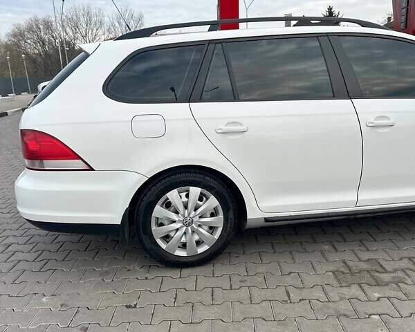 Белый Фольксваген Гольф, объемом двигателя 1.9 л и пробегом 143 тыс. км за 6050 $, фото 10 на Automoto.ua