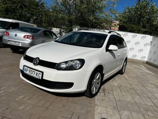 Білий Фольксваген Гольф, об'ємом двигуна 1.6 л та пробігом 225 тис. км за 6999 $, фото 16 на Automoto.ua