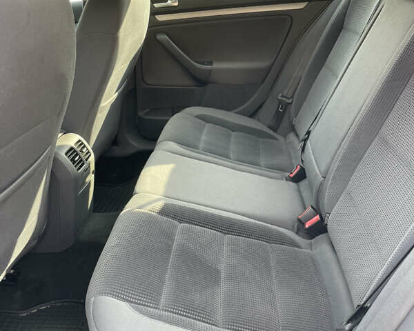 Білий Фольксваген Гольф, об'ємом двигуна 1.4 л та пробігом 199 тис. км за 5700 $, фото 43 на Automoto.ua