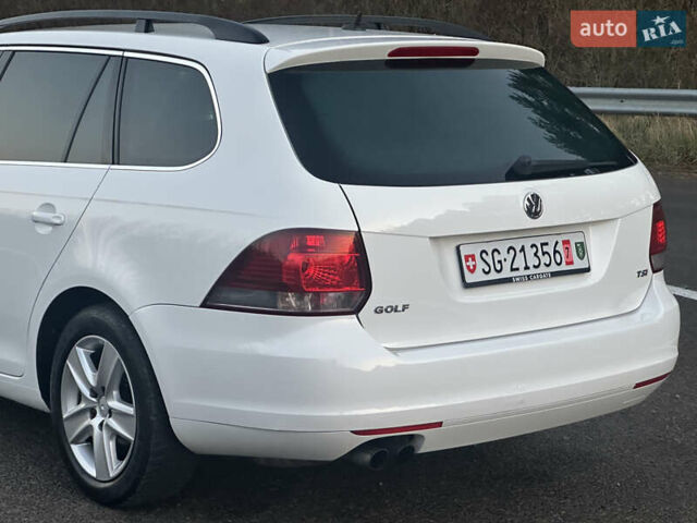 Белый Фольксваген Гольф, объемом двигателя 1.4 л и пробегом 213 тыс. км за 7799 $, фото 24 на Automoto.ua