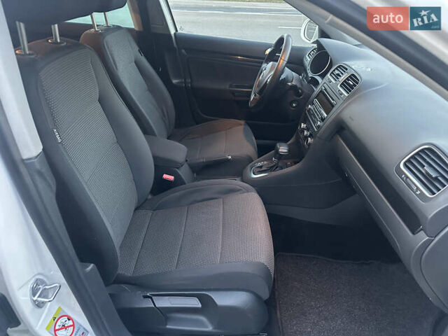 Белый Фольксваген Гольф, объемом двигателя 1.4 л и пробегом 213 тыс. км за 7799 $, фото 42 на Automoto.ua