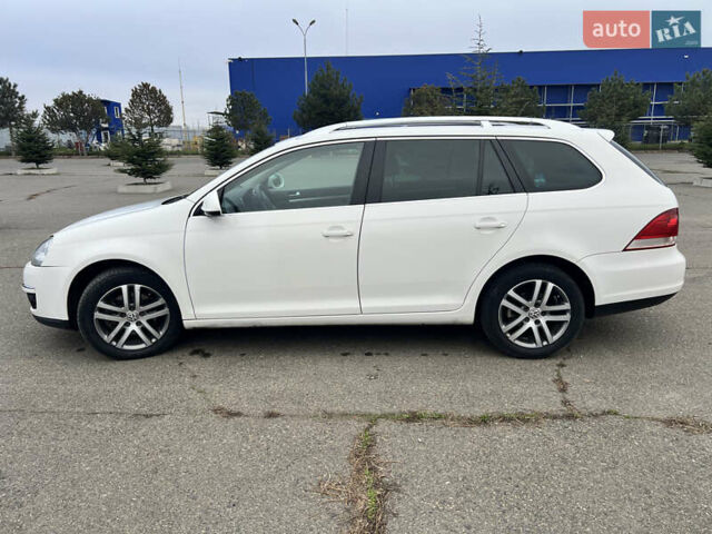 Белый Фольксваген Гольф, объемом двигателя 1.97 л и пробегом 352 тыс. км за 7590 $, фото 23 на Automoto.ua