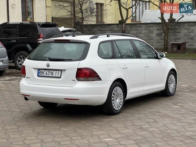 Білий Фольксваген Гольф, об'ємом двигуна 1.6 л та пробігом 348 тис. км за 7900 $, фото 4 на Automoto.ua