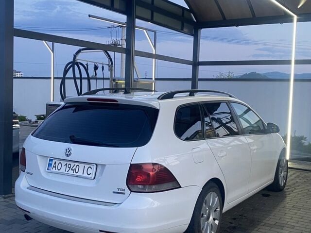 Белый Фольксваген Гольф, объемом двигателя 1.6 л и пробегом 240 тыс. км за 6100 $, фото 3 на Automoto.ua