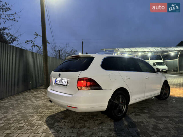 Белый Фольксваген Гольф, объемом двигателя 1.97 л и пробегом 294 тыс. км за 8000 $, фото 3 на Automoto.ua