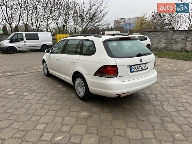 Білий Фольксваген Гольф, об'ємом двигуна 1.6 л та пробігом 348 тис. км за 7900 $, фото 13 на Automoto.ua