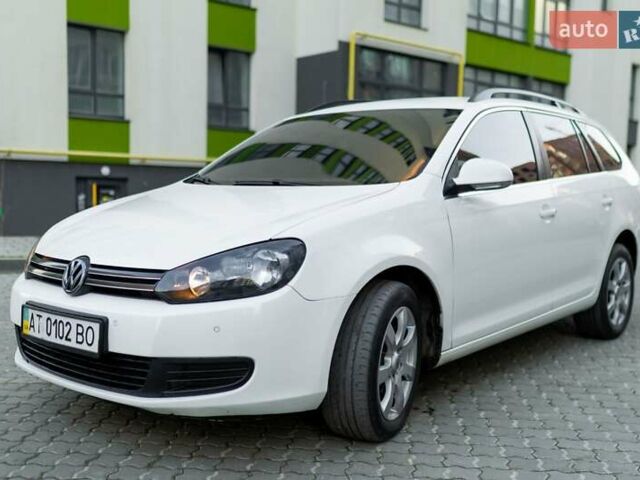 Белый Фольксваген Гольф, объемом двигателя 1.6 л и пробегом 268 тыс. км за 6300 $, фото 14 на Automoto.ua