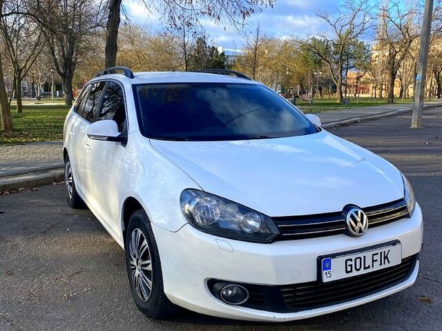 Білий Фольксваген Гольф, об'ємом двигуна 1.6 л та пробігом 381 тис. км за 8000 $, фото 13 на Automoto.ua