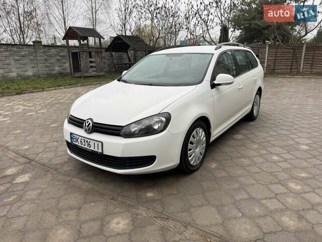 Білий Фольксваген Гольф, об'ємом двигуна 1.6 л та пробігом 348 тис. км за 7900 $, фото 7 на Automoto.ua