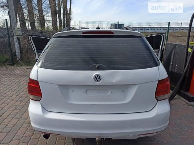 Білий Фольксваген Гольф, об'ємом двигуна 1.6 л та пробігом 380 тис. км за 5000 $, фото 8 на Automoto.ua