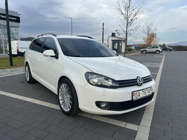 Білий Фольксваген Гольф, об'ємом двигуна 1.6 л та пробігом 300 тис. км за 7000 $, фото 1 на Automoto.ua