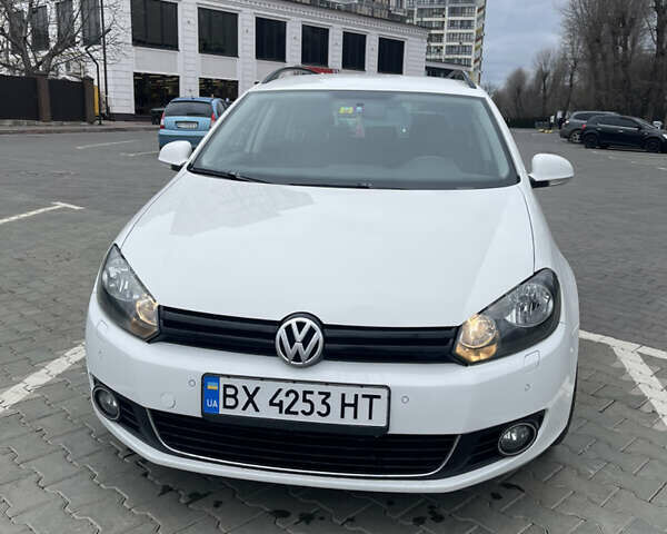 Білий Фольксваген Гольф, об'ємом двигуна 1.4 л та пробігом 240 тис. км за 7300 $, фото 4 на Automoto.ua