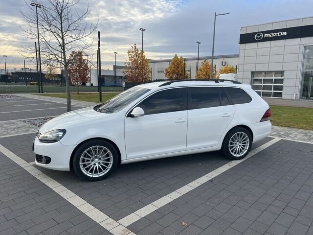 Білий Фольксваген Гольф, об'ємом двигуна 1.6 л та пробігом 300 тис. км за 7000 $, фото 3 на Automoto.ua