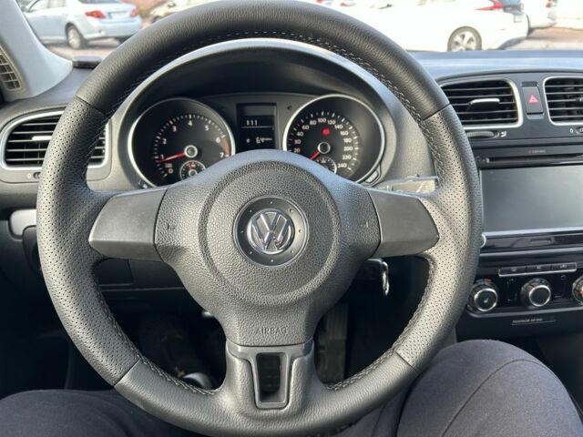 Білий Фольксваген Гольф, об'ємом двигуна 1.4 л та пробігом 215 тис. км за 6799 $, фото 4 на Automoto.ua