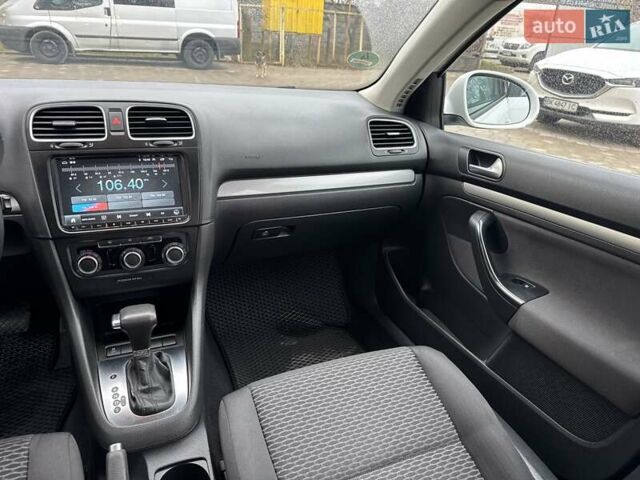 Білий Фольксваген Гольф, об'ємом двигуна 1.6 л та пробігом 348 тис. км за 7900 $, фото 25 на Automoto.ua