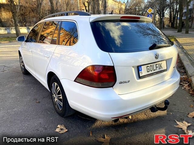 Білий Фольксваген Гольф, об'ємом двигуна 1.6 л та пробігом 381 тис. км за 8000 $, фото 3 на Automoto.ua